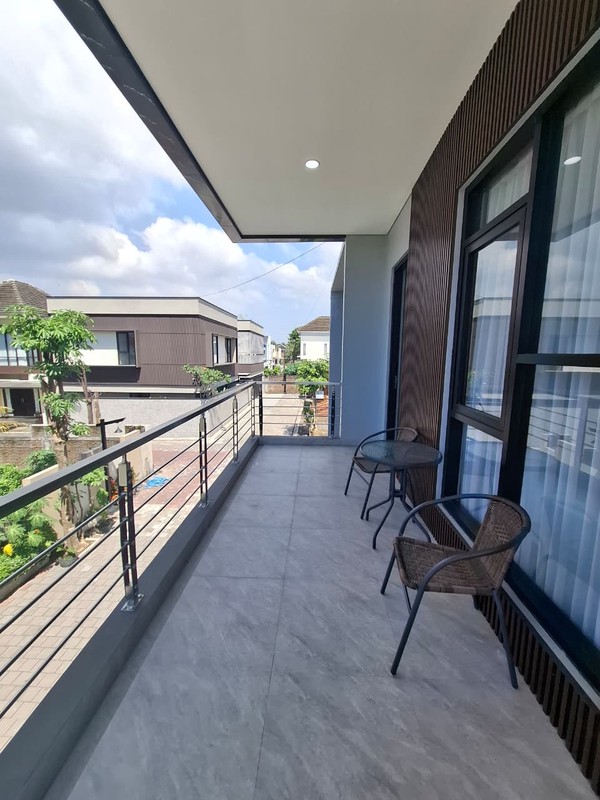 Rumah Mewah Furnish Dalam Cluster Lokasi Dekat Al-Azhar, Sleman