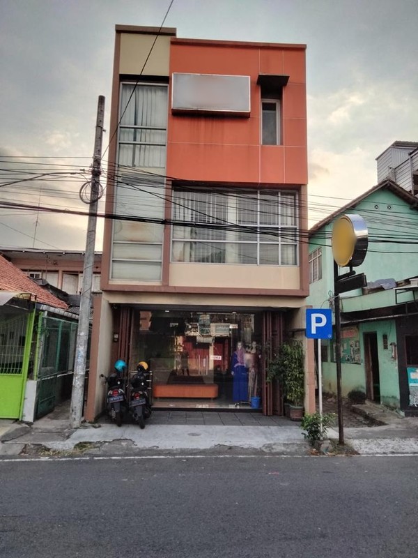 Dijual Ruko 3 lantai Lokasi Strategis Lokasi Jalan Gejayan Caturtunggal Depok Sleman.