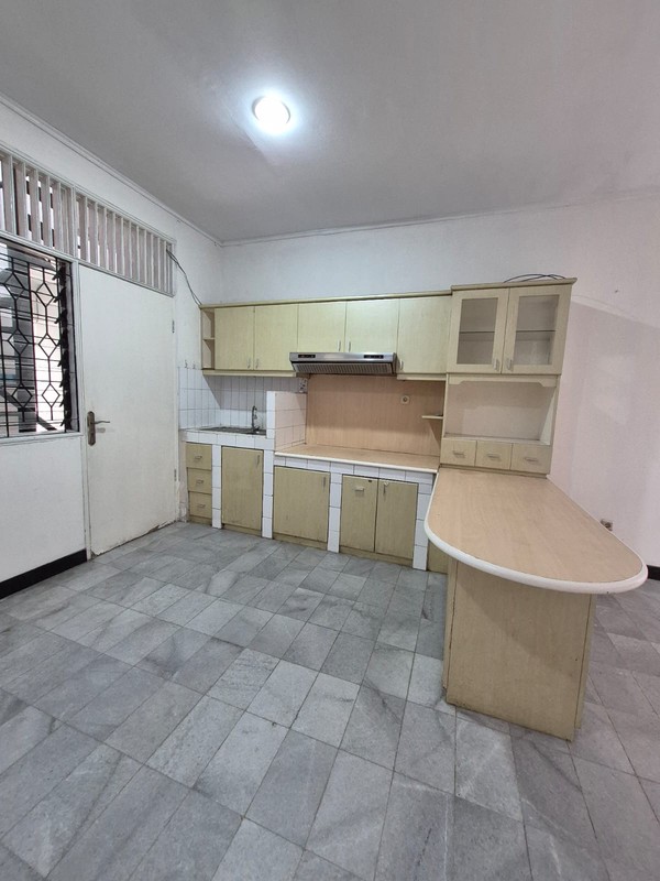 Rumah Siap Huni Sangat Nyaman Dalam Komplek Lebak Bulus