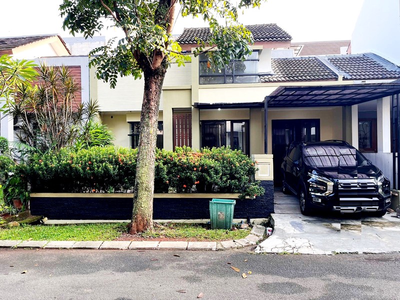 Rumah rapih, Asri, Lingkungan aman dan nyaman di Graha Bintaro