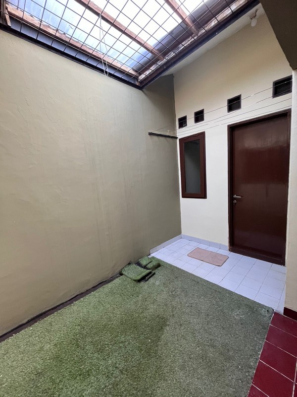 Rumah rapih, Asri, Lingkungan aman dan nyaman di Graha Bintaro