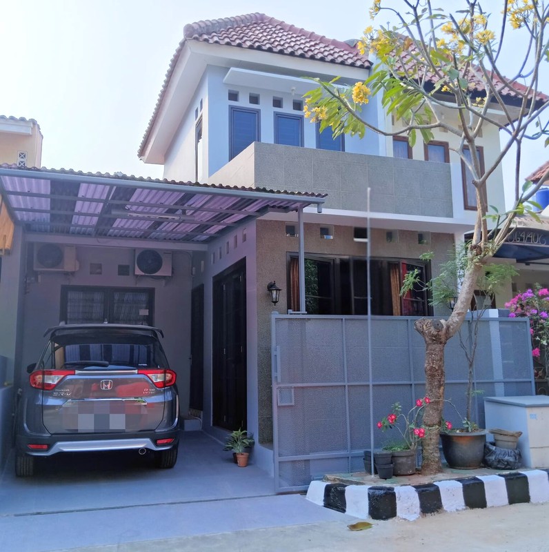 Rumah Terawat Lokasi Strategis di Cinere - Harga Nego