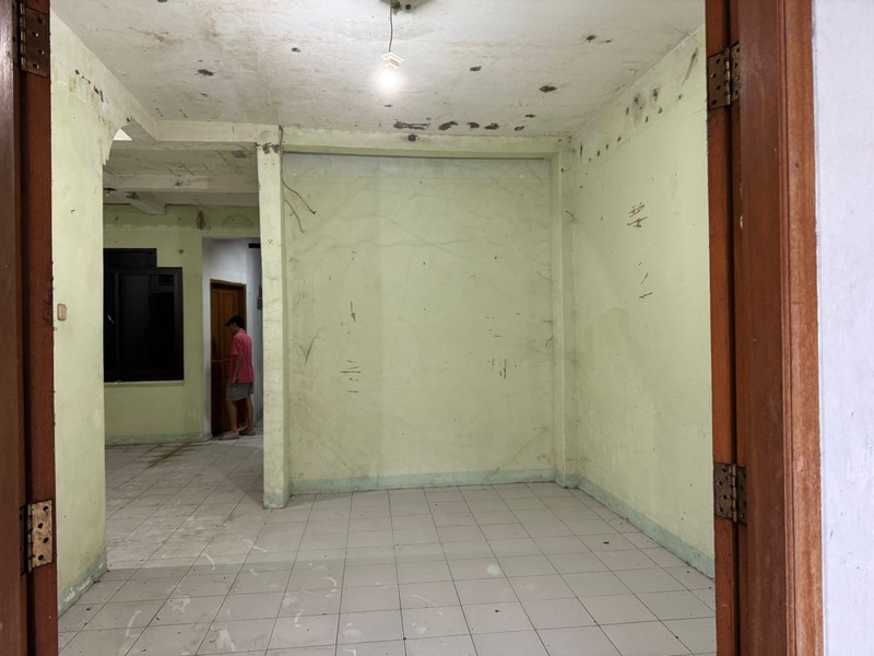 Rumah Dijual Taman Duta Depok 2 Lantai SHM Strategis