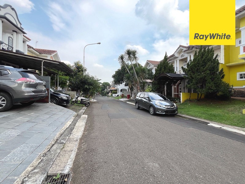 Rumah Siap Huni di Legenda Wisata, Cibubur