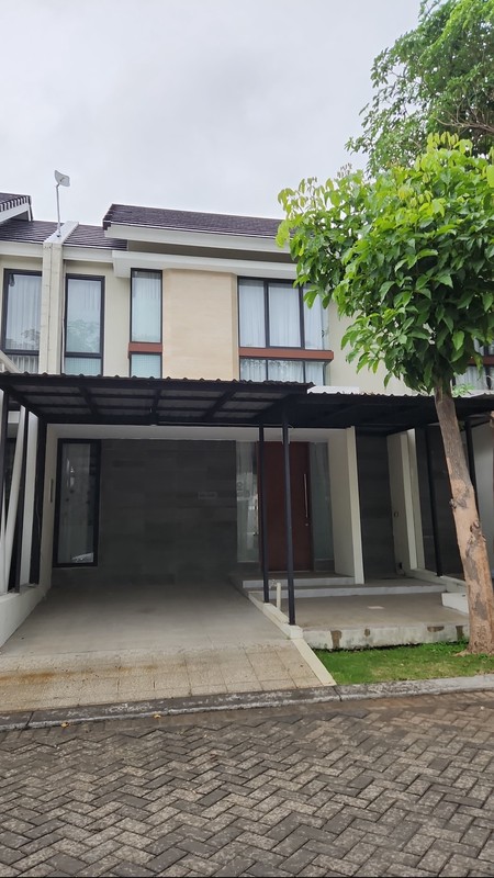 Disewakan Rumah Northwest Lake Citraland Semi Furnished Modern - Spesial Lokasi Jalan Utama