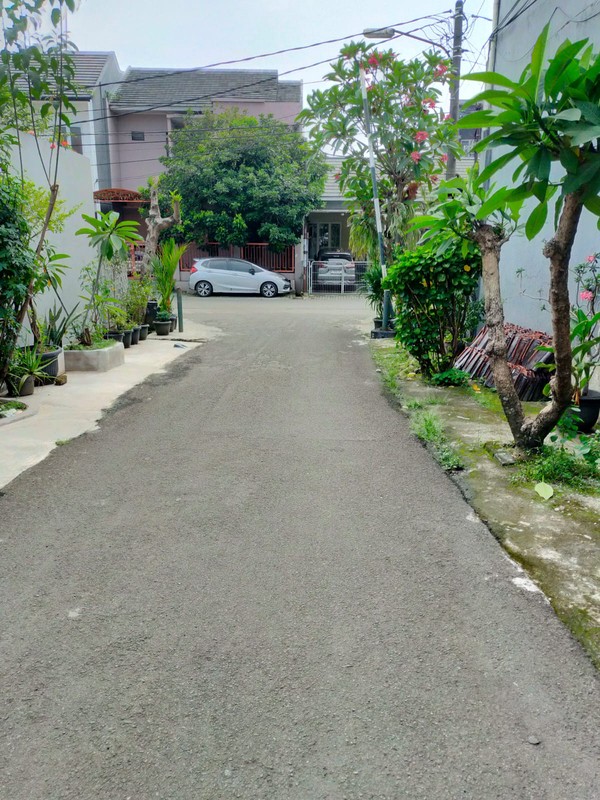 Rumah Minimalis, 2 lantai, lokasi strategis di BSD