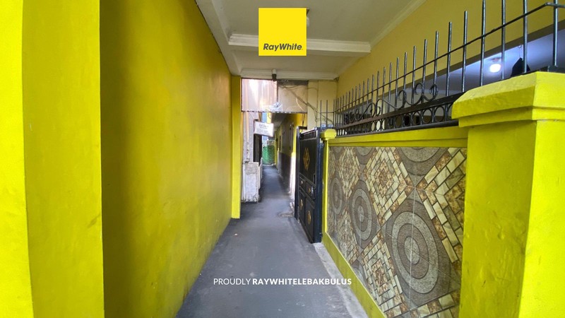 Dijual Cepat! Tempat Usaha Super Luas di Pinggir Jalan Kemang Raya (PRIME AREA)