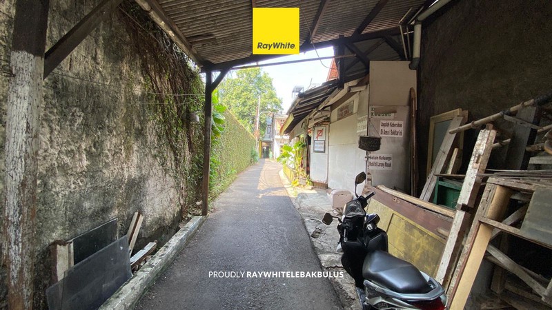 Dijual Cepat! Tempat Usaha Super Luas di Pinggir Jalan Kemang Raya (PRIME AREA)