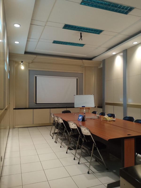 Gudang Siap Pakai di Komplek Pergudangan Daan Mogot Tangerang