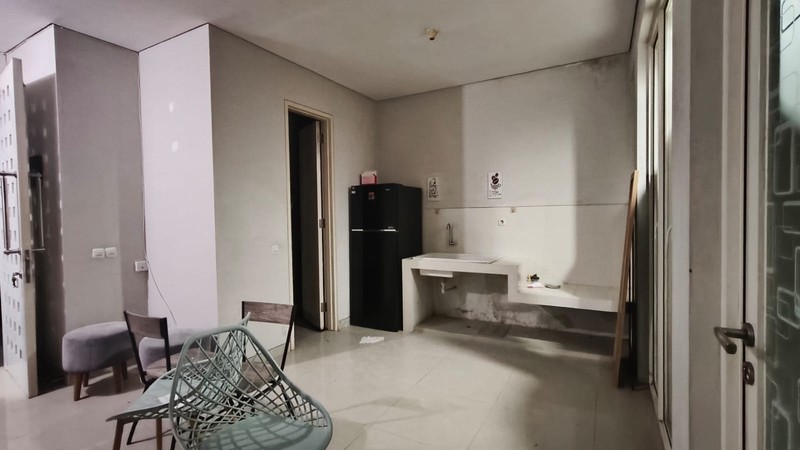 Disewakan Rumah 2 lantai Greenlake Citraland Furnished
