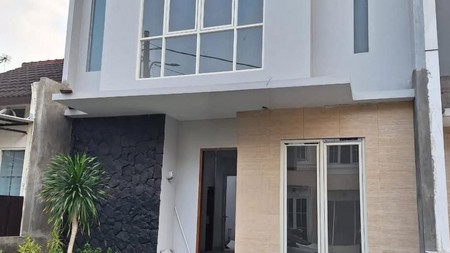 Dijual Rumah Murah Bagus di Bukit Palma Citraland Surabaya Barat