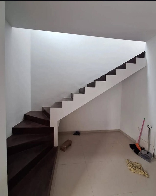 Dijual Rumah Murah Bagus di Bukit Palma Citraland Surabaya Barat