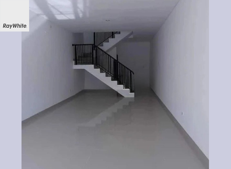 FOR RENT Ruko 3.5 Lantai Lokasi Ramai Tebet Barat Raya Jakarta Selatan