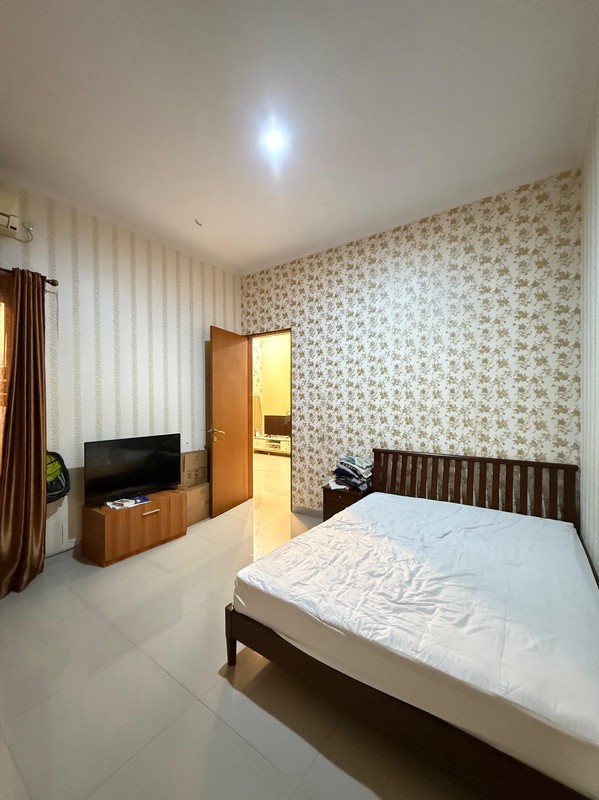 Dijual Rumah Jl. Moh Kahfi Jagakarsa, Jakarta Selatan