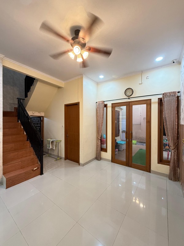 Dijual Rumah Jl. Moh Kahfi Jagakarsa, Jakarta Selatan