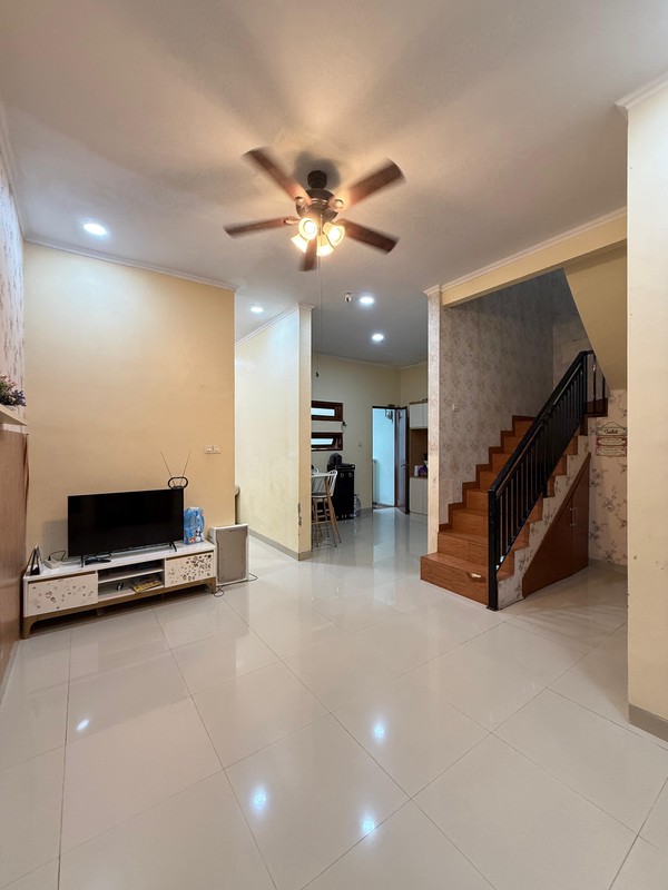 Dijual Rumah Jl. Moh Kahfi Jagakarsa, Jakarta Selatan