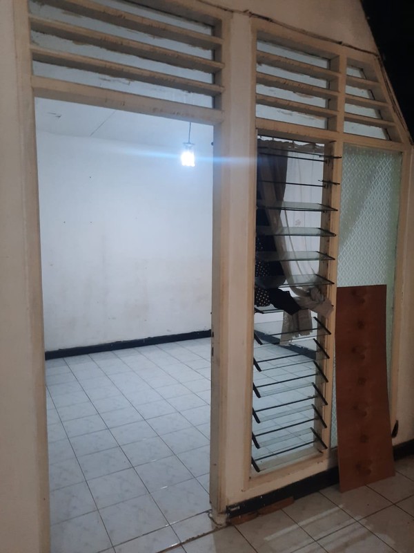 Dijual Rumah Komplek Wisma Cakra Depok
