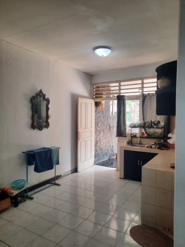Dijual Rumah Komplek Wisma Cakra Depok