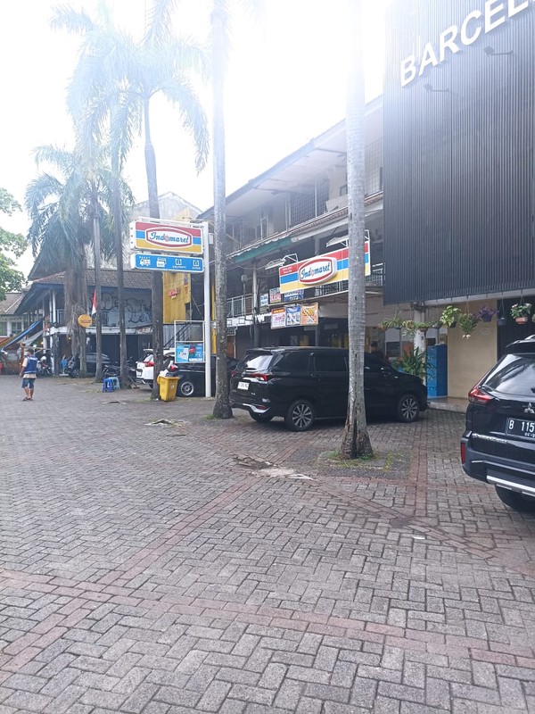 Ruko dengan Lingkungan sangat Ramai Griya Loka BSD