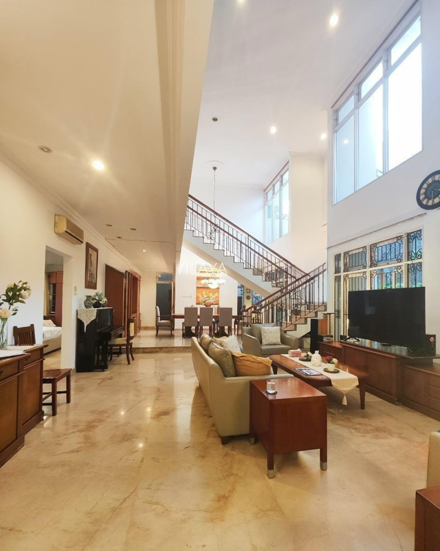Dijual Rumah 2 Lantai Lebak Bulus, Jakarta Selatan