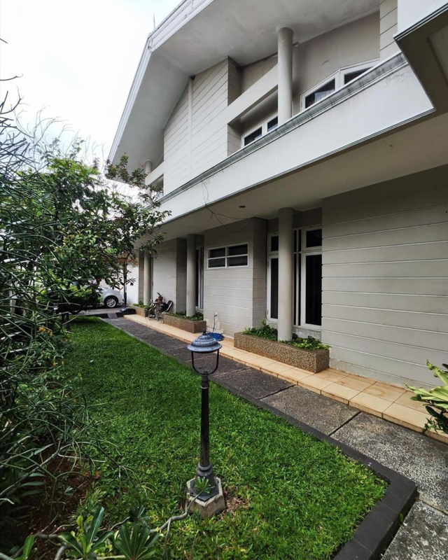 Dijual Rumah 2 Lantai Lebak Bulus, Jakarta Selatan