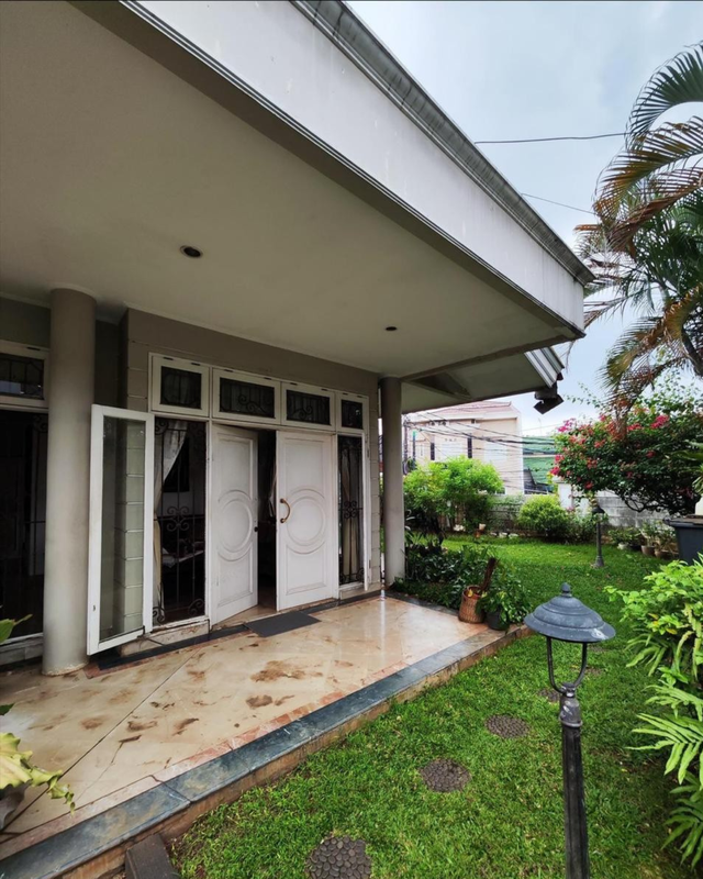 Dijual Rumah 2 Lantai Lebak Bulus, Jakarta Selatan