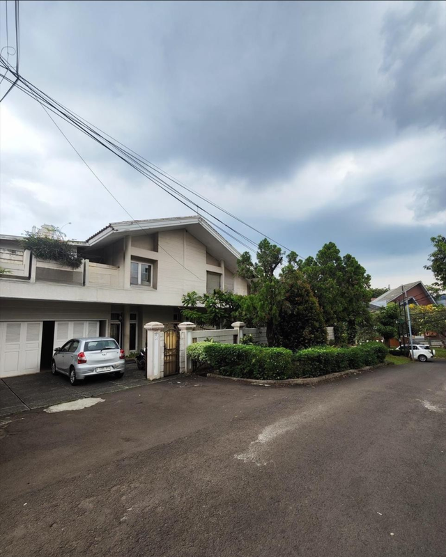 Dijual Rumah 2 Lantai Lebak Bulus, Jakarta Selatan