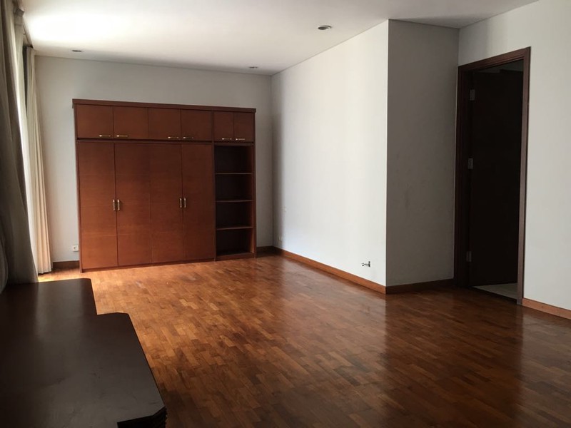 Disewakan rumah modern minimalis di Pondok Indah Area