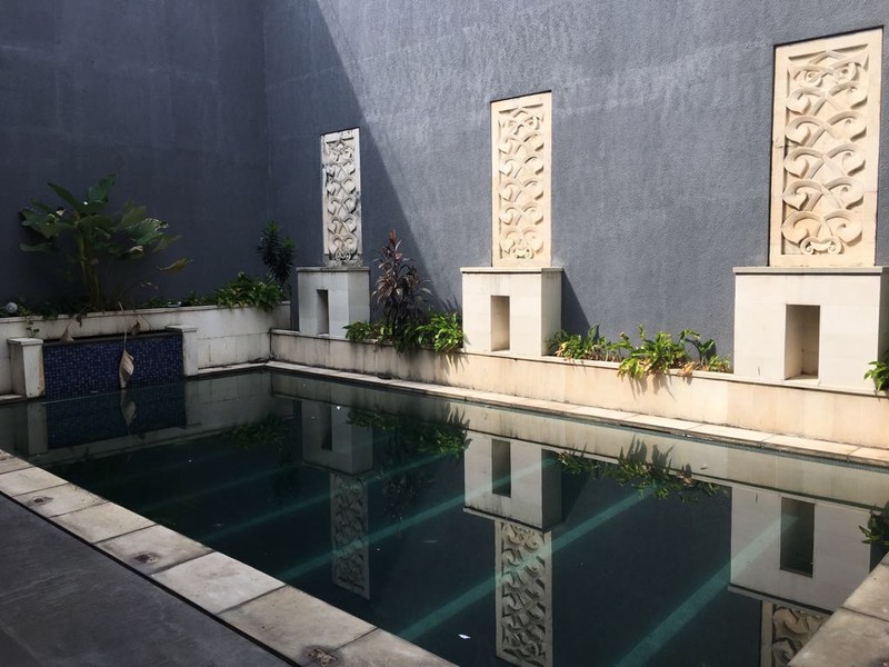 Disewakan rumah modern minimalis di Pondok Indah Area