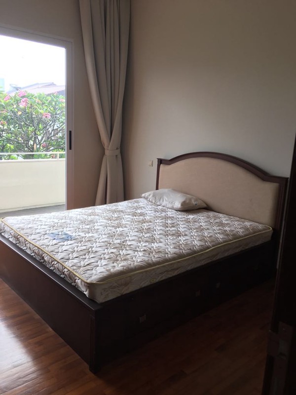 Disewakan rumah modern minimalis di Pondok Indah Area