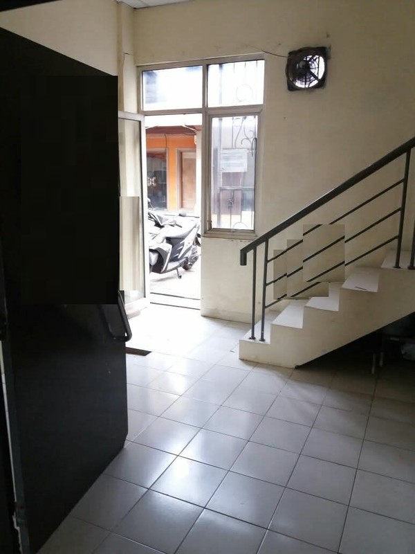 Ruko lokasi strategis di Bintaro Sektor 3