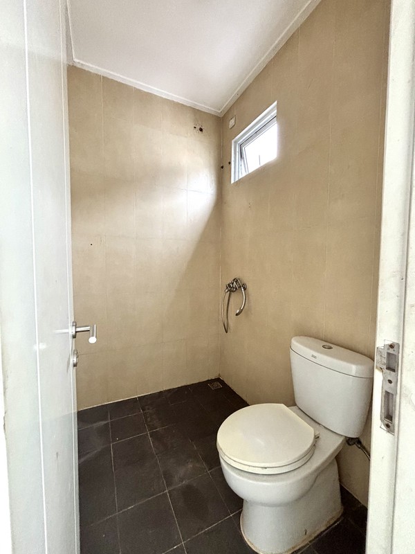 Rumah Minimalis Dalam Cluster Banting Harga di Graha Raya Bintaro