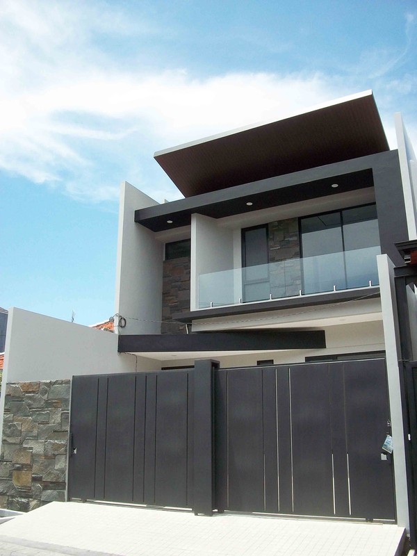 Rumah Baru Gress !!! di Manyar Jaya Surabaya Timur, Minimalis, 2 Lantai... SUDAH READY BURUANN !!!