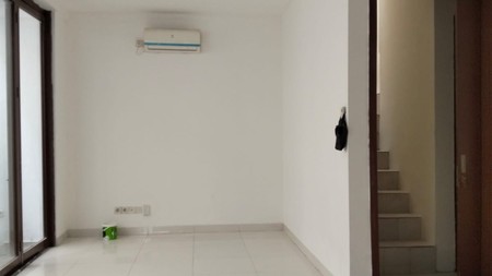 Rumah Bagus 2 Lantai Dalam CLuster SHM Siap Huni Lokasi Strategis @Bintaro -Sektor 9.