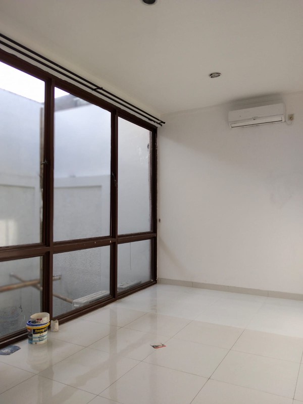 Rumah Bagus 2 Lantai Dalam CLuster SHM Siap Huni Lokasi Strategis @Bintaro -Sektor 9.