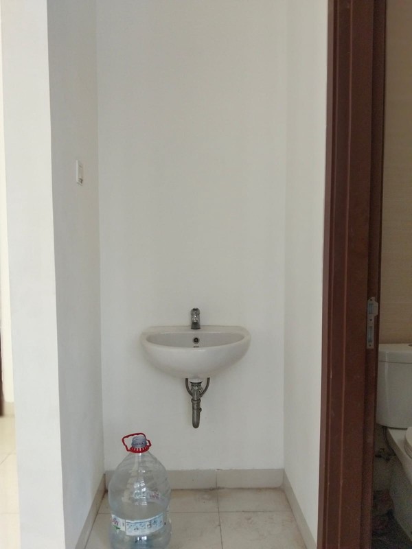 Rumah Bagus 2 Lantai Dalam CLuster SHM Siap Huni Lokasi Strategis @Bintaro -Sektor 9.