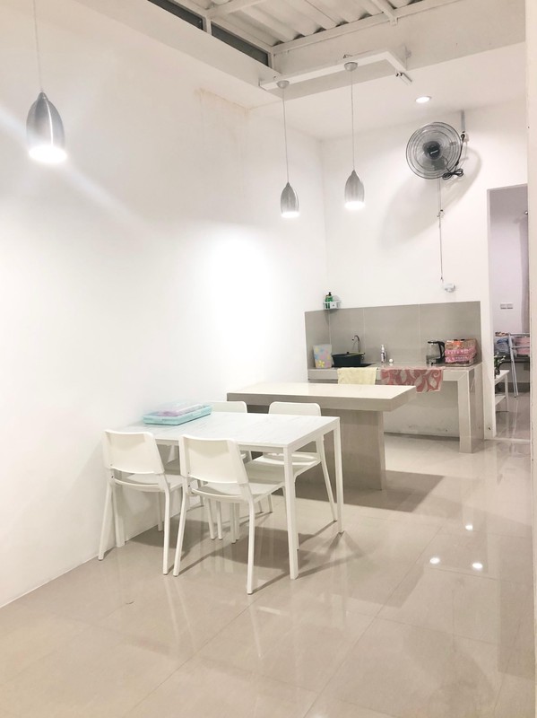 Dijual rumah di Aryana Karawaci cluster flora - Karawaci Tangerang