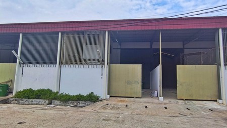 Gudang Royal Kosambi Tangerang, siapa pakai dalam kawasan industri yang dipakai banyak perusahaan logistik, halaman tertutup 64m2, office 16m2, ceiling tinggi 8 meter