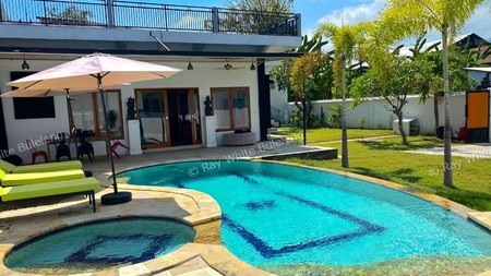 Sophisticated Villa Sanctuary with Guest House and Lush Gardens