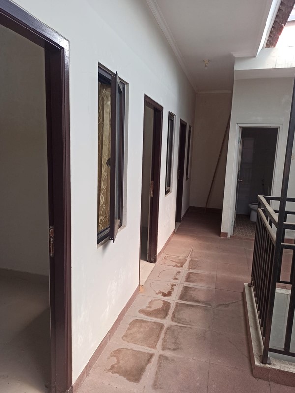 KT 5+1 KM 2+1 Bersih Bagus 2 Lantai Bintaro Sektor 9 Sertifikat SHM