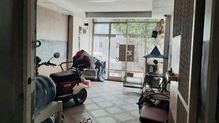 Rumah di lokasi Strategis
