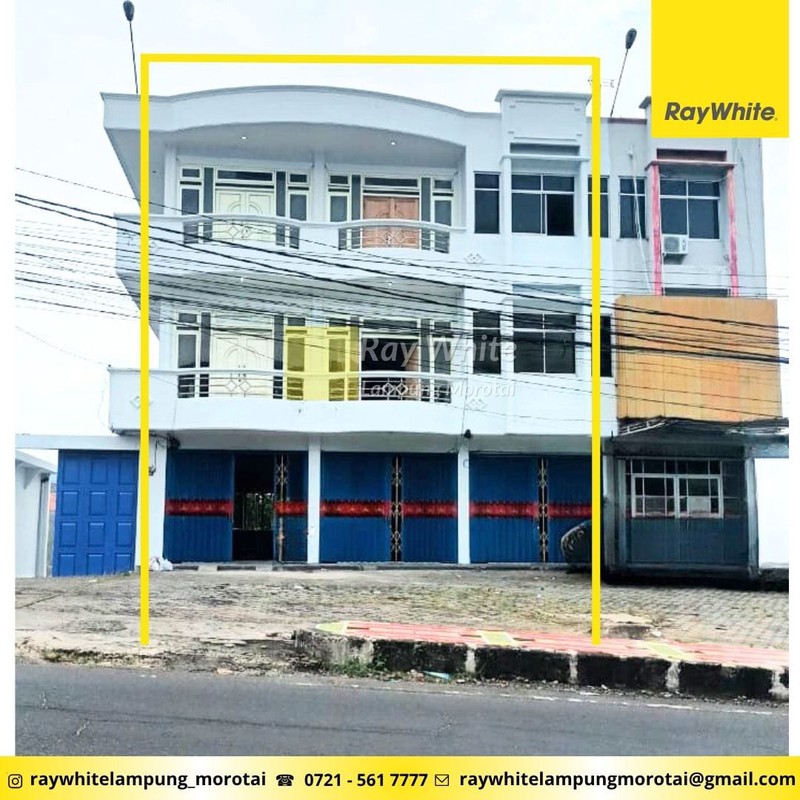di sewakan ruko 4 lantai murah