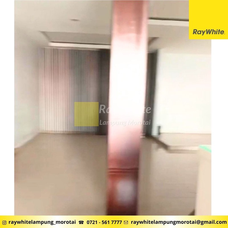 di sewakan ruko 4 lantai murah