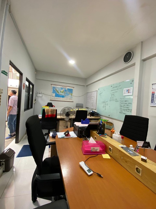 Lebak bulus rumah kantor lokasi jalan kaki ke mrt lebak bulus