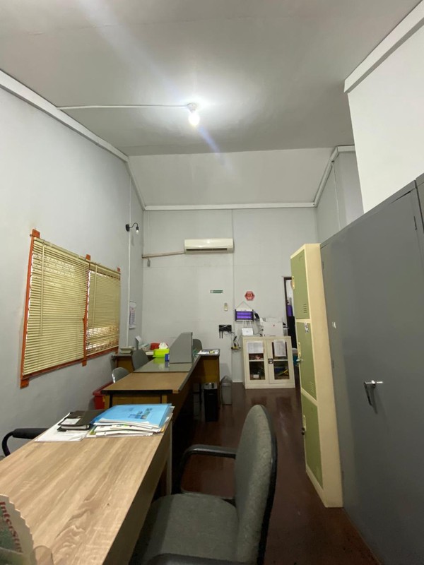 Lebak bulus rumah kantor lokasi jalan kaki ke mrt lebak bulus