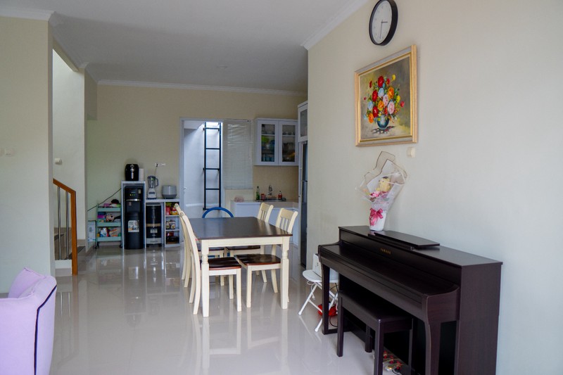 Rumah dlm cluster, bagus, 2 Lantai di Sleman Jogyakarta...