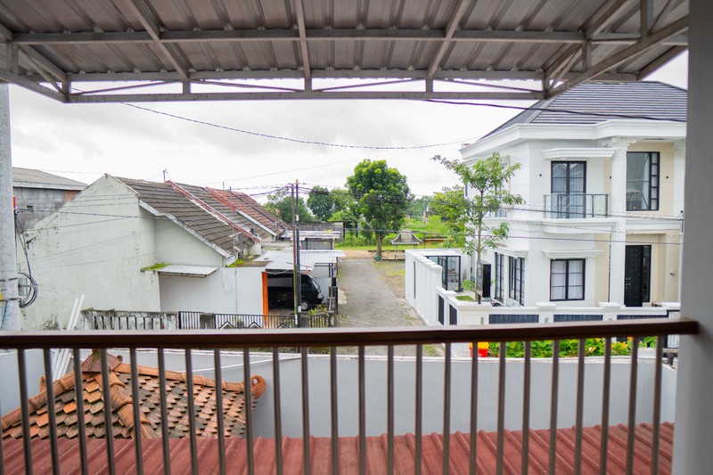 Rumah dlm cluster, bagus, 2 Lantai di Sleman Jogyakarta...