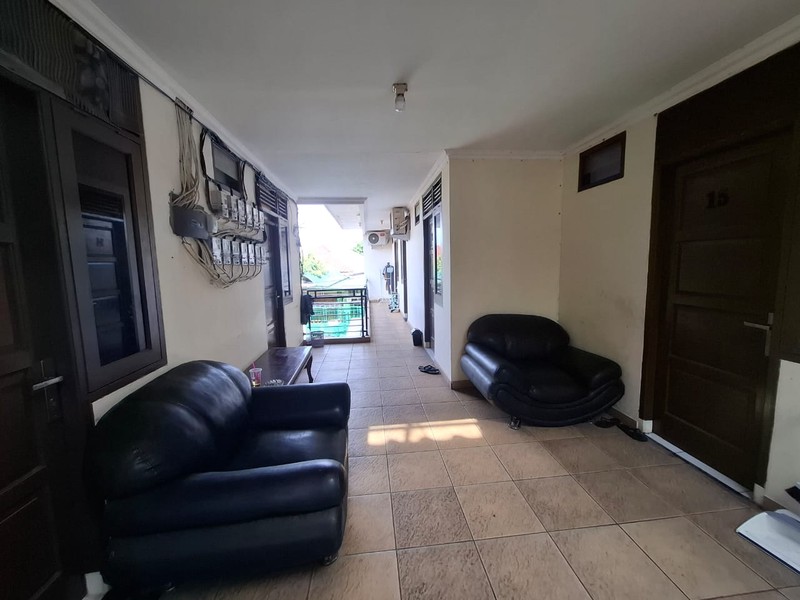 Rumah Kost 24 Kamar Full Furnished Dijual di Setu Cipayung Jaktim