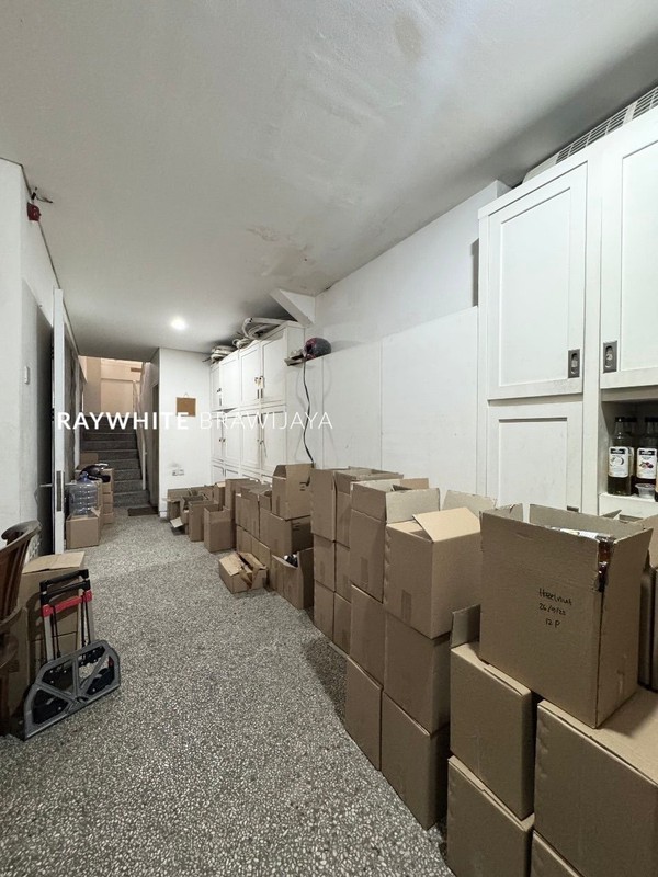 Rumah Cocok untuk Coliving Area Gunawarman