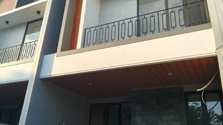 MURAH  2 M-an rumah Baru Manyar Tirtoyoso Utara Surabaya Timur Dekat SMA Petra 2 Manyar , Galaxy Mall, Kampus ITS - Ready  Siap Huni
